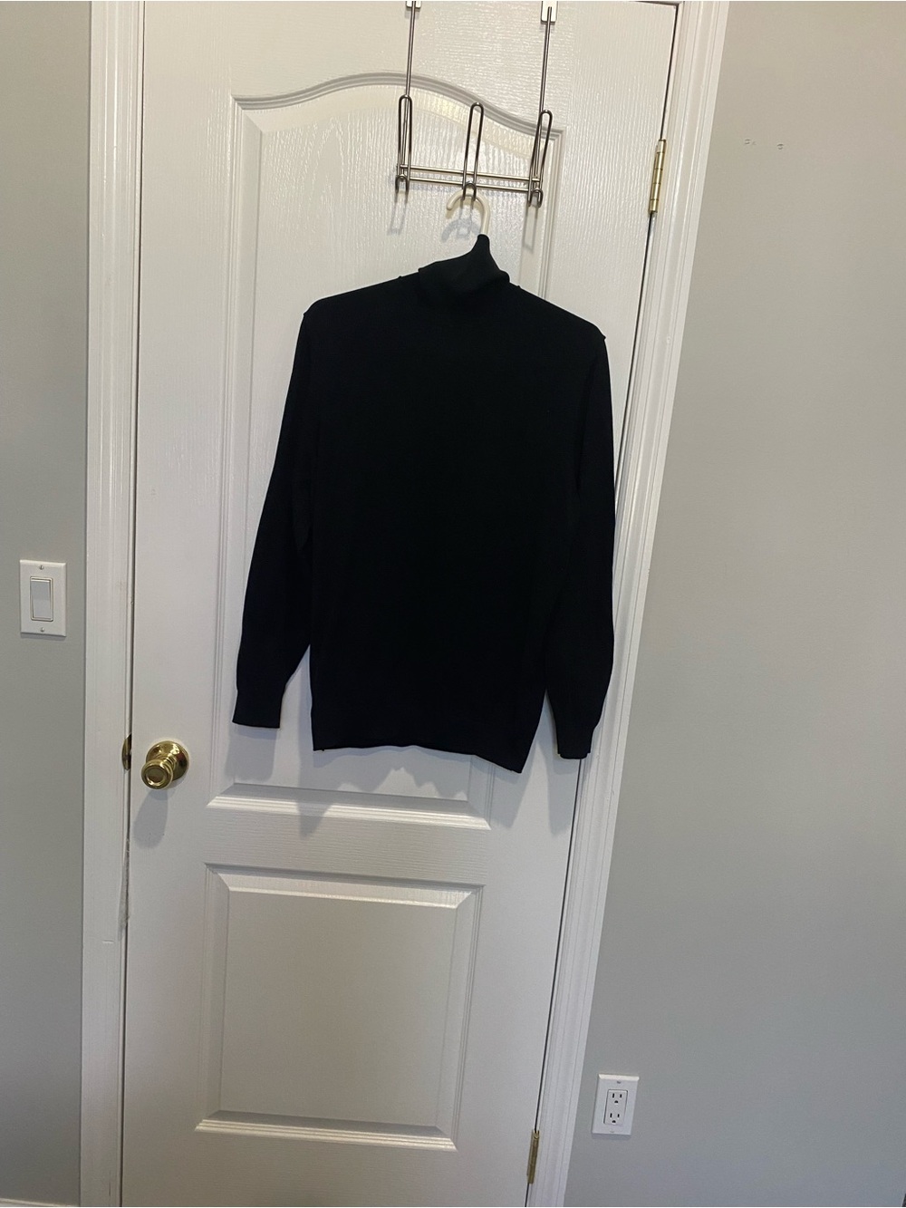 Zara Men's Black Turtleneck Sweater - Classic Knit